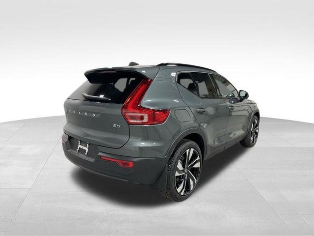 new 2026 Volvo XC40 car, priced at $53,985