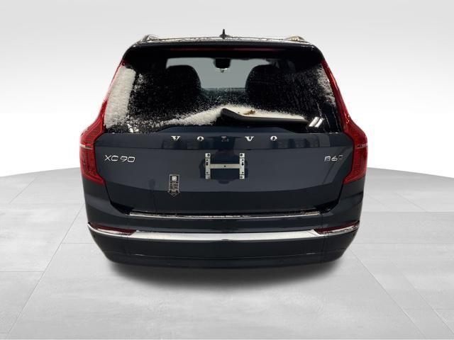 new 2025 Volvo XC90 car, priced at $71,095