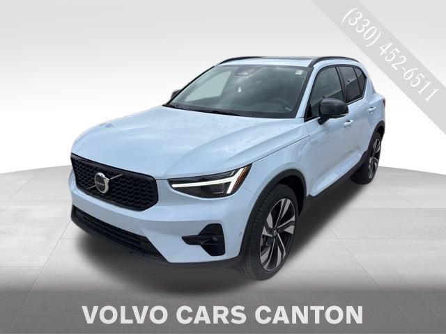 new 2025 Volvo XC40 car, priced at $49,790