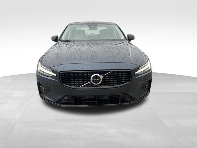 new 2024 Volvo S60 car, priced at $47,080