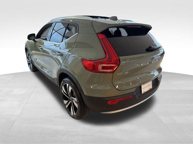 new 2025 Volvo XC40 car, priced at $50,375