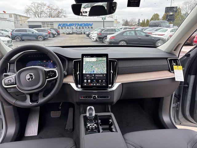 new 2025 Volvo XC90 car, priced at $69,155