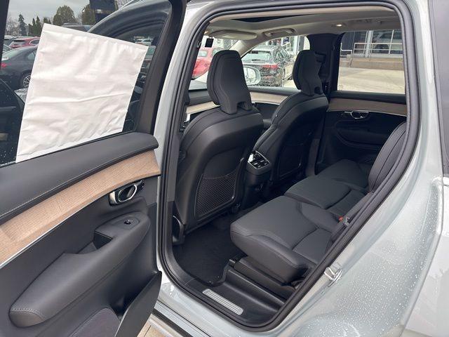 new 2025 Volvo XC90 car, priced at $69,155