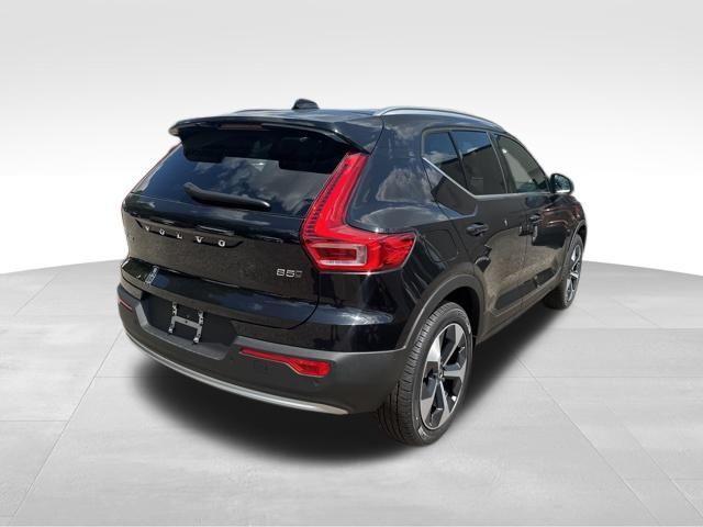 new 2024 Volvo XC40 car, priced at $48,060