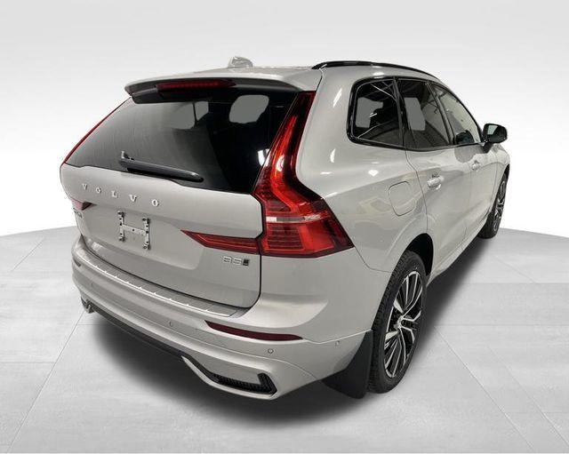 new 2025 Volvo XC60 car, priced at $56,915