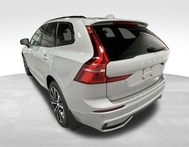 new 2025 Volvo XC60 car, priced at $56,915