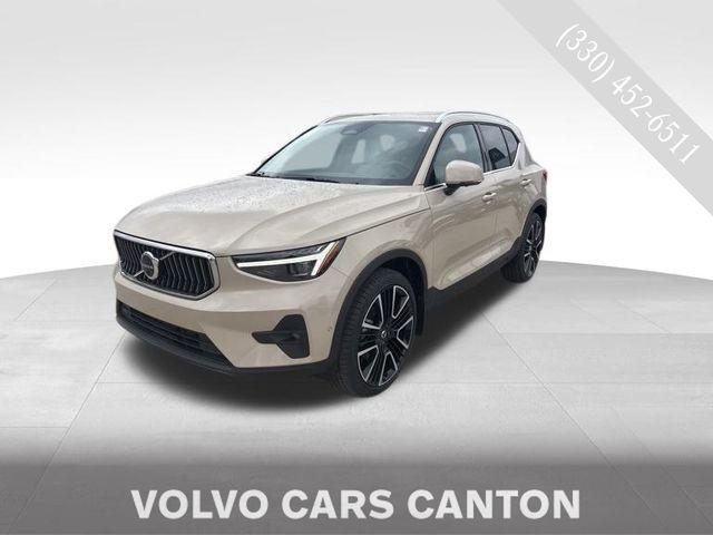 new 2025 Volvo XC40 car, priced at $56,640