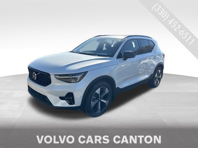 new 2025 Volvo XC40 car, priced at $48,775