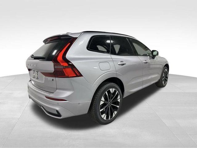 new 2026 Volvo XC60 car, priced at $57,985
