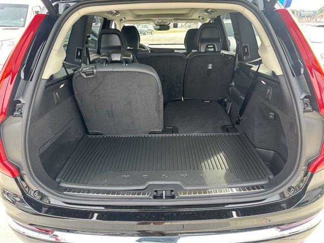 new 2024 Volvo XC90 car, priced at $58,996