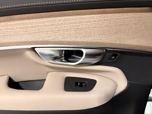 new 2025 Volvo XC90 Plug-In Hybrid car, priced at $78,805