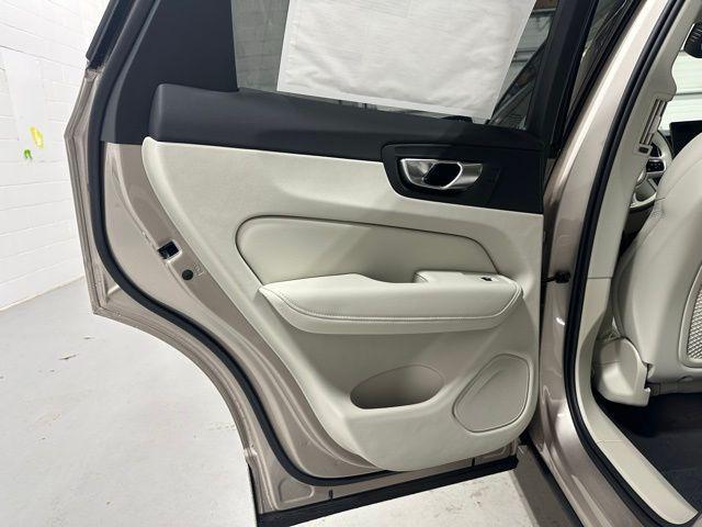 new 2026 Volvo XC60 car, priced at $63,935