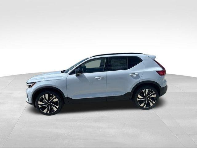 new 2024 Volvo XC40 car, priced at $50,885