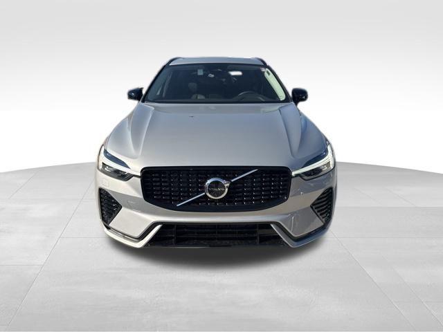 new 2025 Volvo XC60 car, priced at $57,310