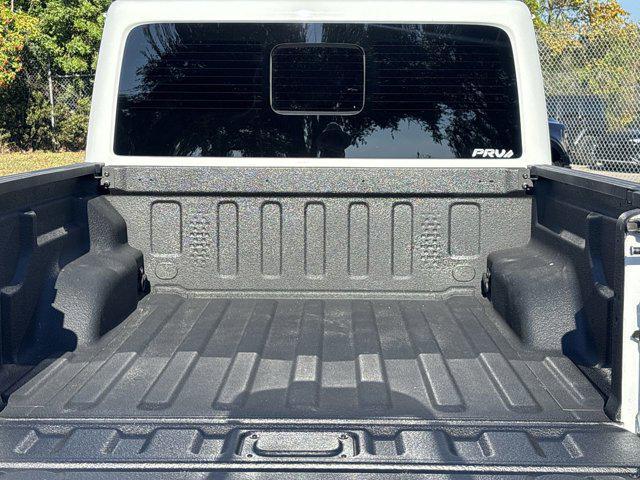 used 2021 Jeep Gladiator car, priced at $27,835