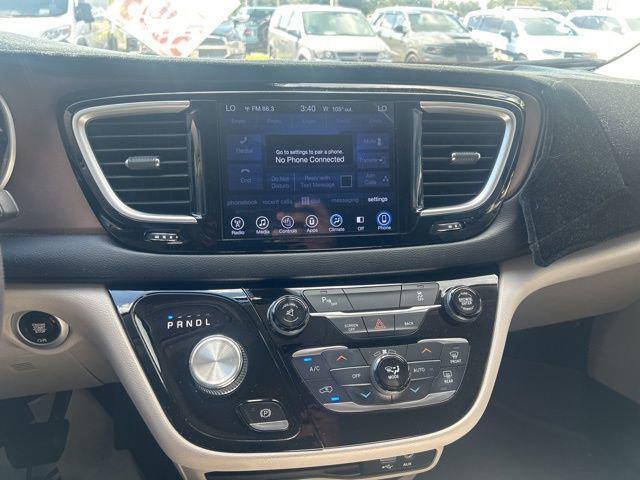 used 2017 Chrysler Pacifica car, priced at $11,882
