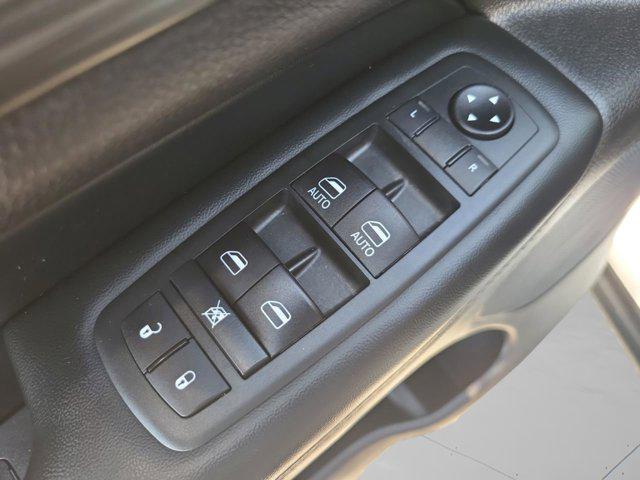 used 2020 Jeep Grand Cherokee car, priced at $17,513