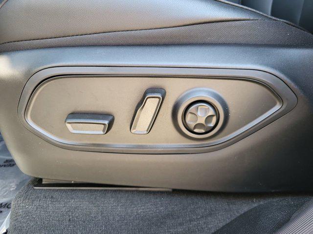 new 2025 Jeep Grand Cherokee car, priced at $39,329