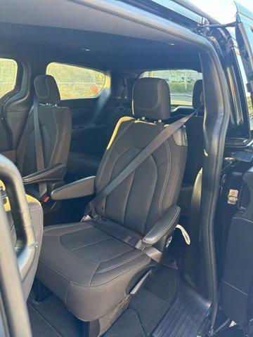 used 2024 Chrysler Pacifica car, priced at $28,531