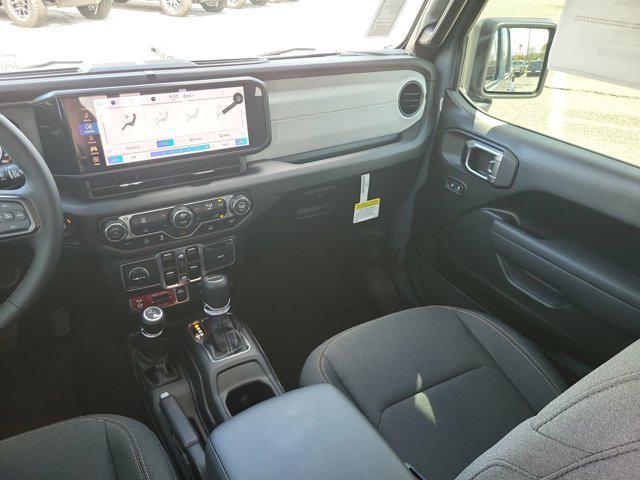 new 2025 Jeep Gladiator car, priced at $41,502