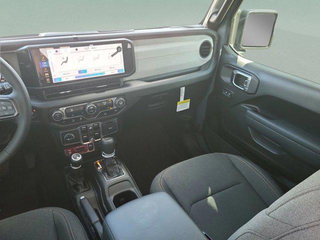 new 2025 Jeep Gladiator car, priced at $37,485