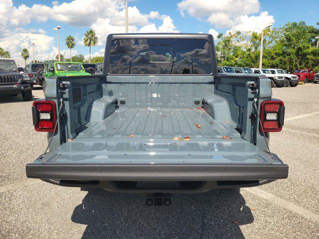 new 2025 Jeep Gladiator car, priced at $41,502
