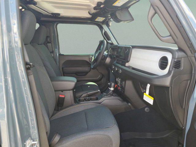 new 2025 Jeep Gladiator car, priced at $37,485