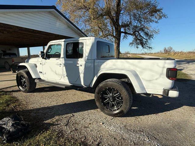 used 2021 Jeep Gladiator car, priced at $32,994