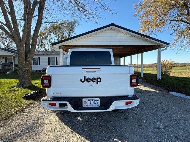 used 2021 Jeep Gladiator car, priced at $32,994