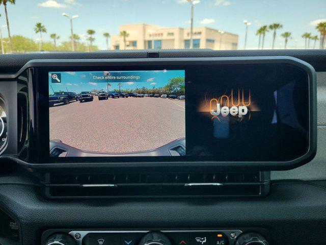 new 2025 Jeep Gladiator car, priced at $38,989