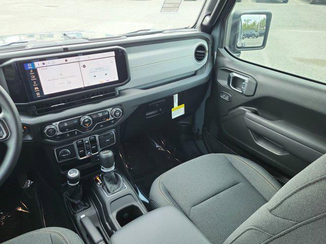 new 2025 Jeep Gladiator car, priced at $39,552