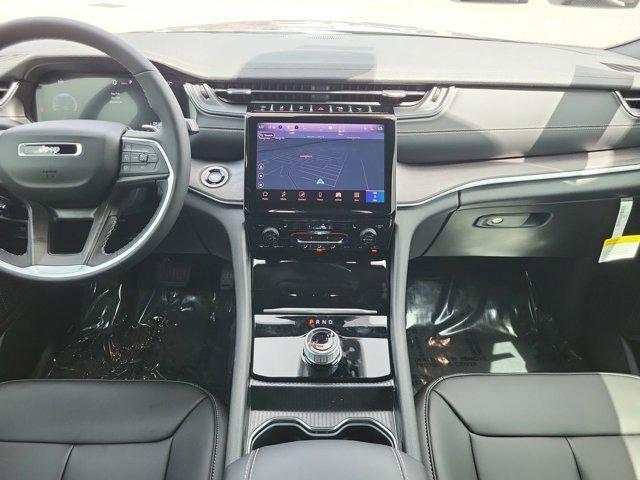 new 2025 Jeep Grand Cherokee L car, priced at $41,904