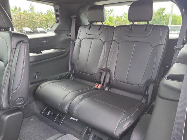new 2025 Jeep Grand Cherokee L car, priced at $41,904