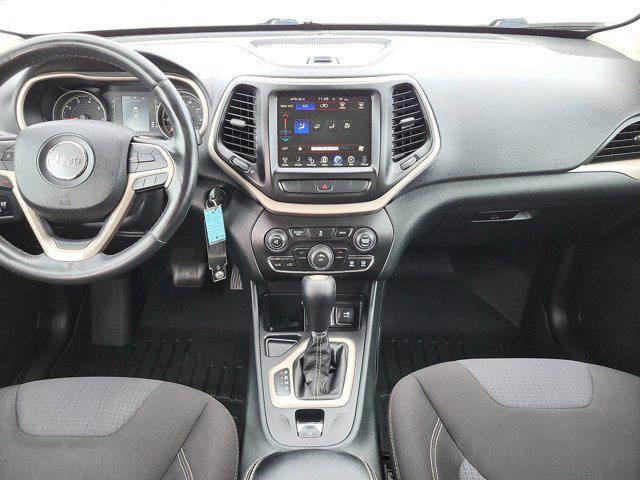 used 2015 Jeep Cherokee car, priced at $10,980