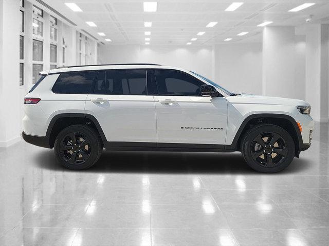 new 2024 Jeep Grand Cherokee L car, priced at $37,185