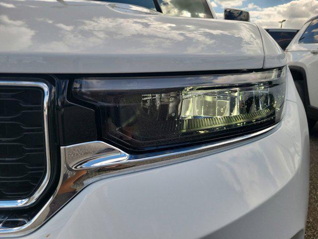 new 2025 Jeep Grand Cherokee car, priced at $36,720