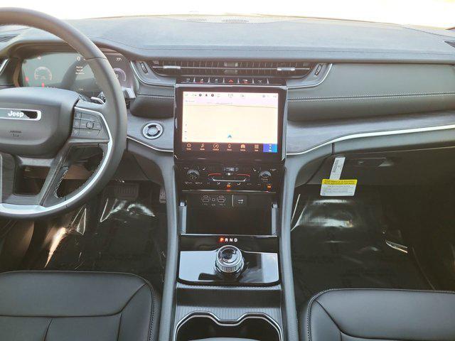 new 2025 Jeep Grand Cherokee car, priced at $38,560