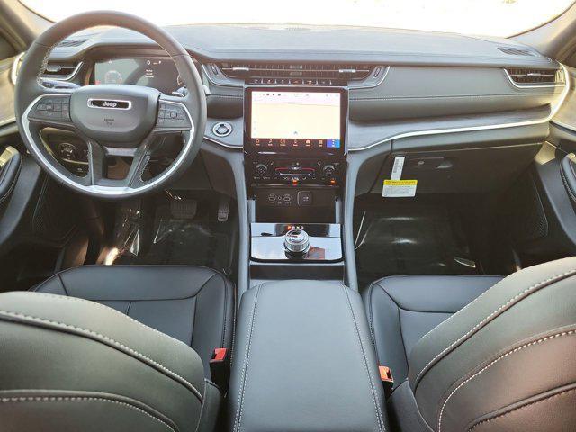 new 2025 Jeep Grand Cherokee car, priced at $38,560