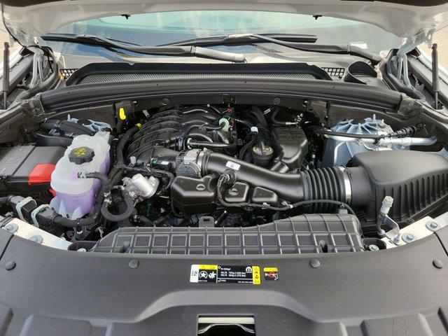 new 2025 Jeep Grand Cherokee car, priced at $37,230