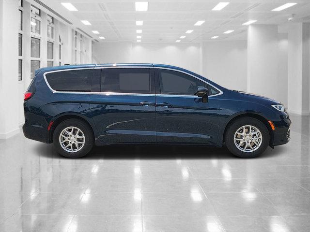 new 2025 Chrysler Pacifica car, priced at $47,002