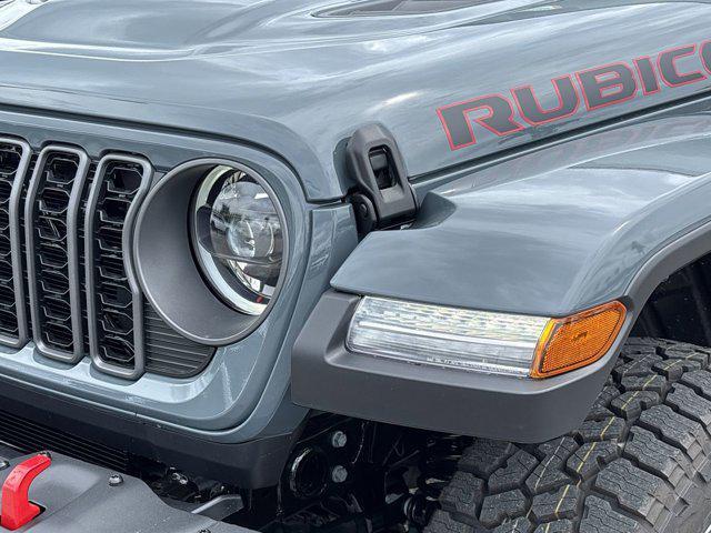 new 2025 Jeep Gladiator car, priced at $47,424