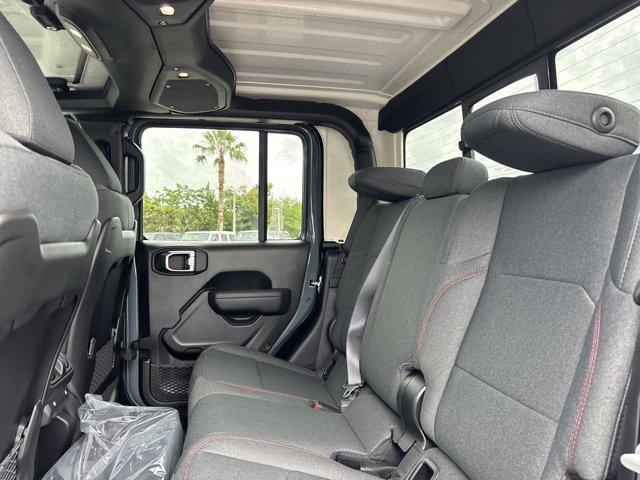 new 2025 Jeep Gladiator car, priced at $47,424
