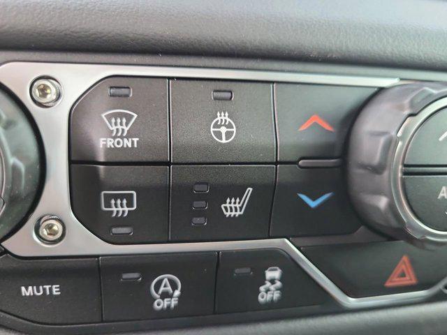 new 2025 Jeep Wrangler car, priced at $45,620