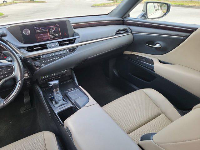 used 2020 Lexus ES 350 car, priced at $25,578