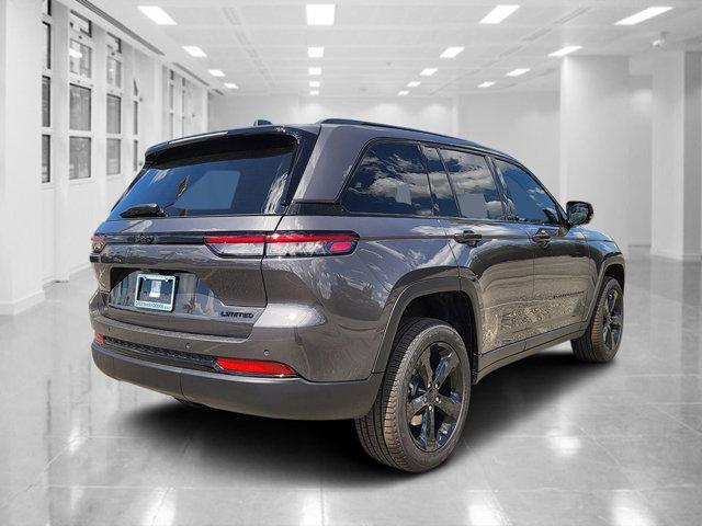 new 2025 Jeep Grand Cherokee car, priced at $40,878
