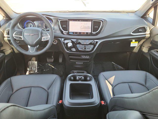 new 2025 Chrysler Voyager car, priced at $40,113