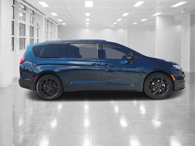 new 2025 Chrysler Pacifica car, priced at $47,599