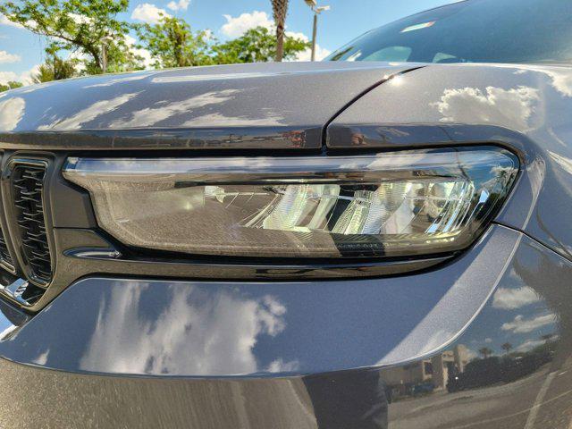 new 2025 Jeep Grand Cherokee car, priced at $40,678