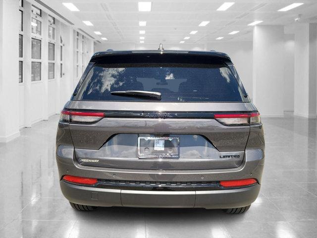 new 2025 Jeep Grand Cherokee car, priced at $40,678