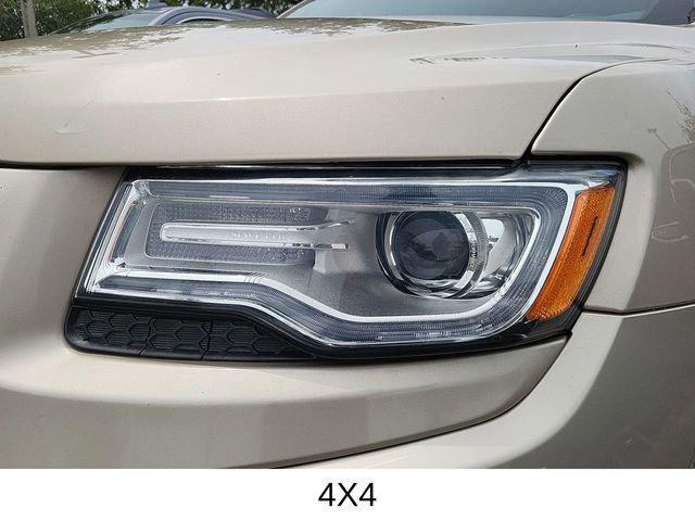 used 2015 Jeep Grand Cherokee car, priced at $14,504